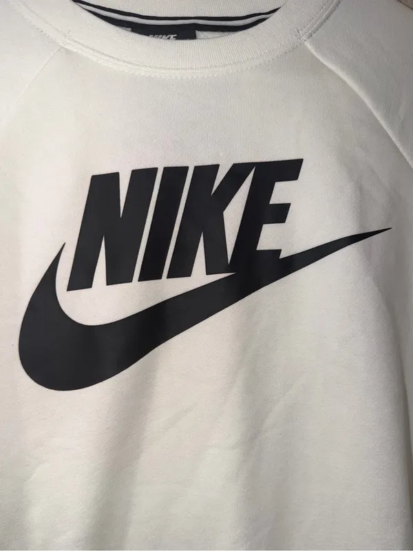 Nike Woman White Crewneck Sweatshirt with Black Logo - Image 5