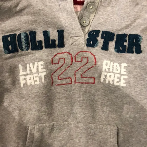 Hollister Hoodie Size Medium - Image 3