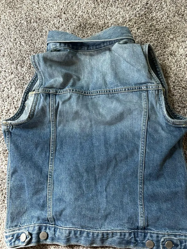 Gap Denim Vest Women’s - Image 3