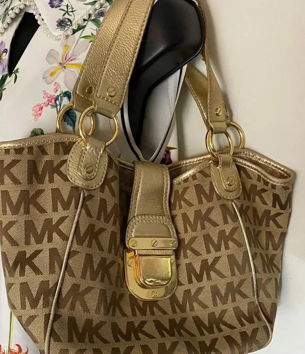 Michael Kors Medium Brown/Gold Fabric Shoulder Bag - Image 5