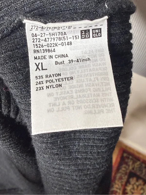 Uniqlo Black Rib Knit Polo - Image 5