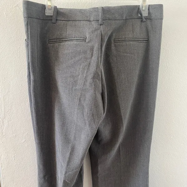 Woman pants Size 8 - Image 4