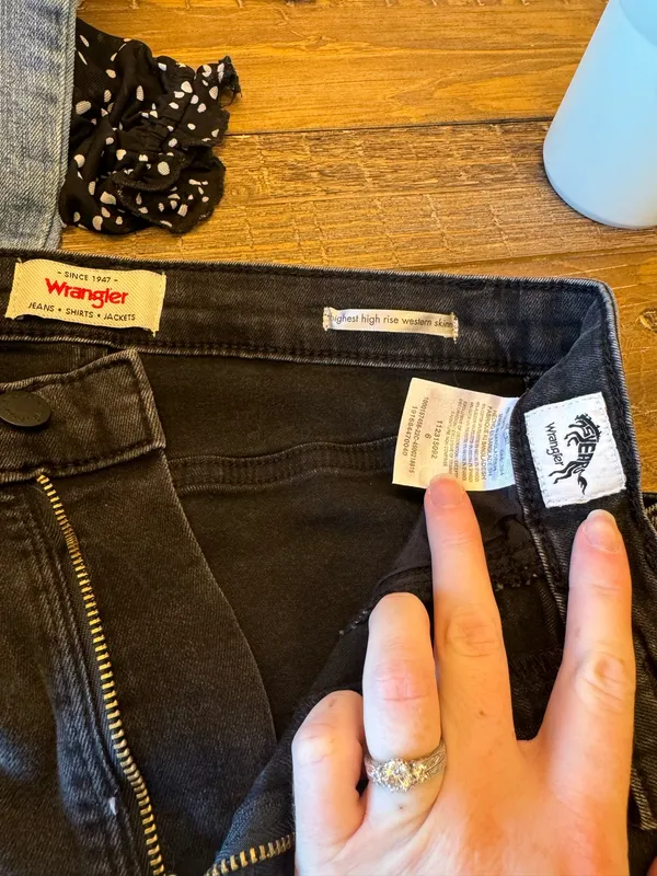 Wrangler High-Rise Skinny Jeans - Image 2