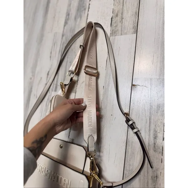 Steve Madden Cream Crossbody Bag Logo Strap Multi Compartment Purse - Image 7