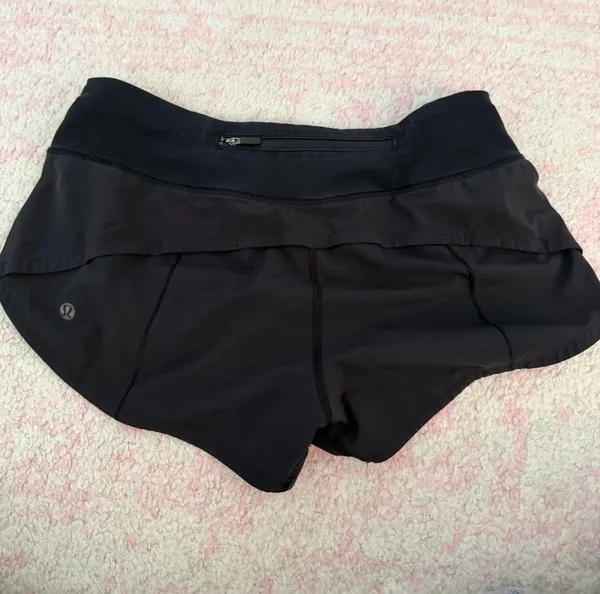 Black Lululemon Shorts 2.5" 4 Speed Up - Image 2