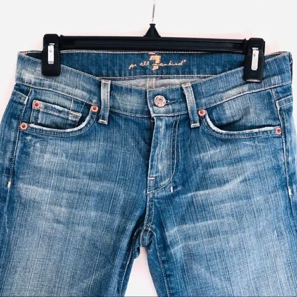 7 For All Mankind Capri Jeans 25 Dojo Cropped Distressed Medium Blue Vacation - Image 7