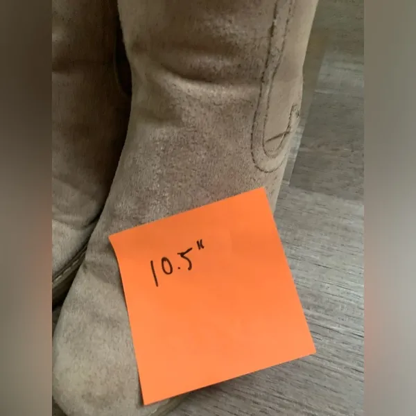 Cliffs Booties Chelsea Boots Tan Nude Beige Comfy Boots Size 7 M - Image 16
