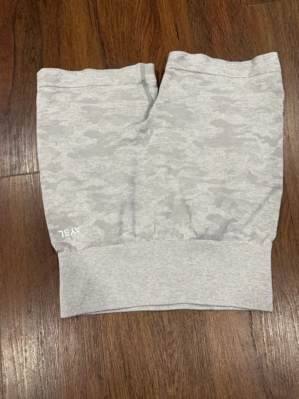 AYBL Gray Camo High-waist bike shorts workout running active M casual spring 45$ - Image 3