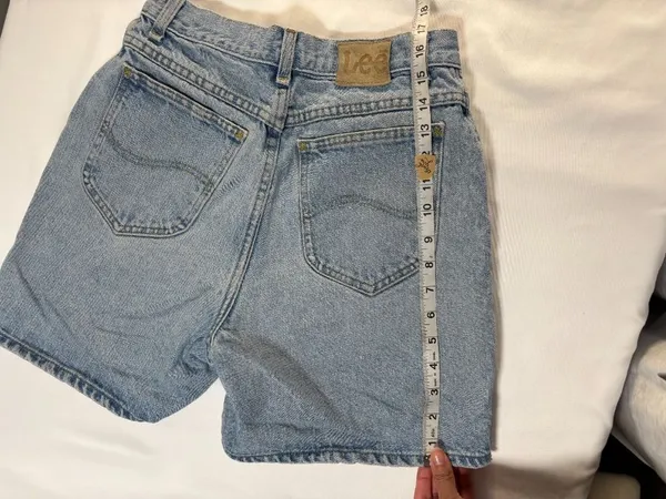 Lee Vintage Light Wash Denim Shorts (approx. size S - Image 4