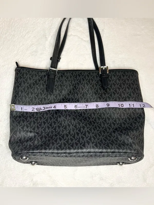 Michael Kors Black Signature MK Logo Jet Set Tote Bag with Front Pocket - Image 13