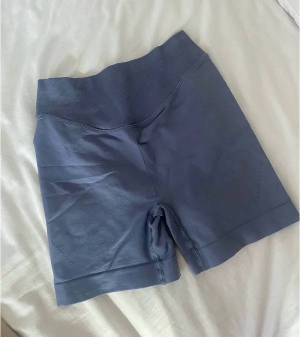 Gymshark Seamless Shorts - Image 3