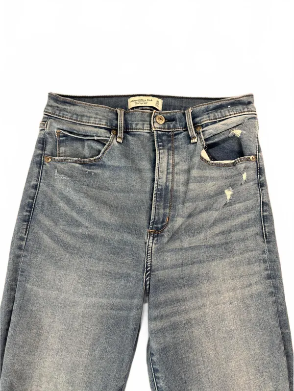 Abercrombie & Fitch | 30/10 | The Super Skinny Ultra High Rise Jeans - Image 2