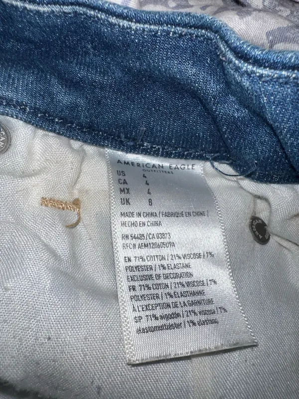 American Eagle Ripped Jean Shorts - Image 5