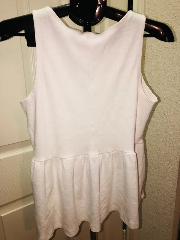 White top Size L - Image 4