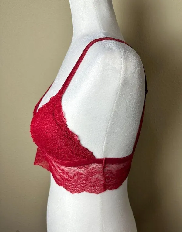 VICTORIA'S SECRET Red Lace Bralette Bra Top Cropped Size Small - Image 3