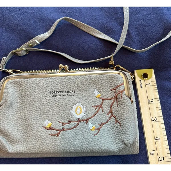 Forever Lonny Floral Embroidered Crossbody Wallet Bag Grey with Gold Hardware - Image 4