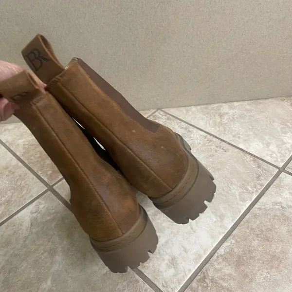 Banana Republic Womens Brown Suede Lug Sole Chelsea Boots Size 8.5 shimmer EUC - Image 7
