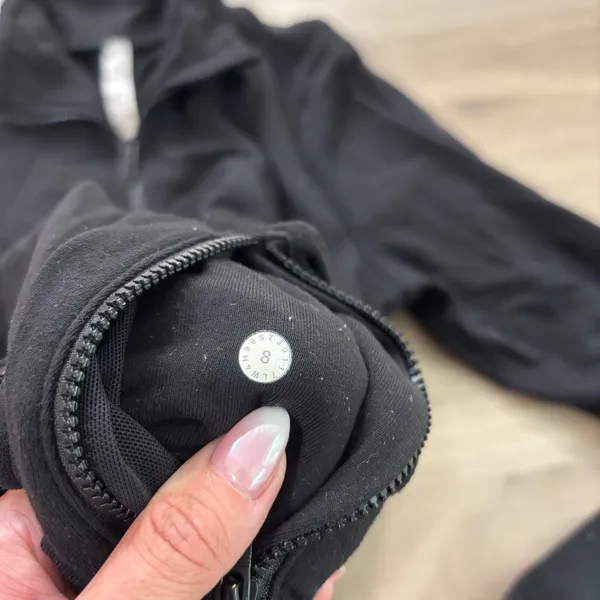 Lululemon Define Jacket Women Size 8 Black Luon - Image 4