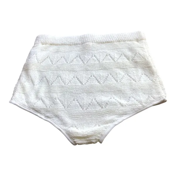 POL White Textured Knit Bloomer Shorts Medium High Waist Boho Cottagecore - Image 3