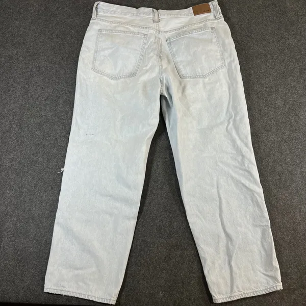Madewell The Perfect Vintage Straight Jeans Light Wash Distressed Size 33 - Image 2