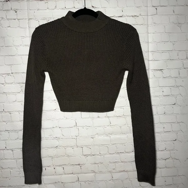 NWT GARAGE Mock Neck Ribbed Long Sleeve Cropped Sweater‎ Olive Green Size XS - Image 5