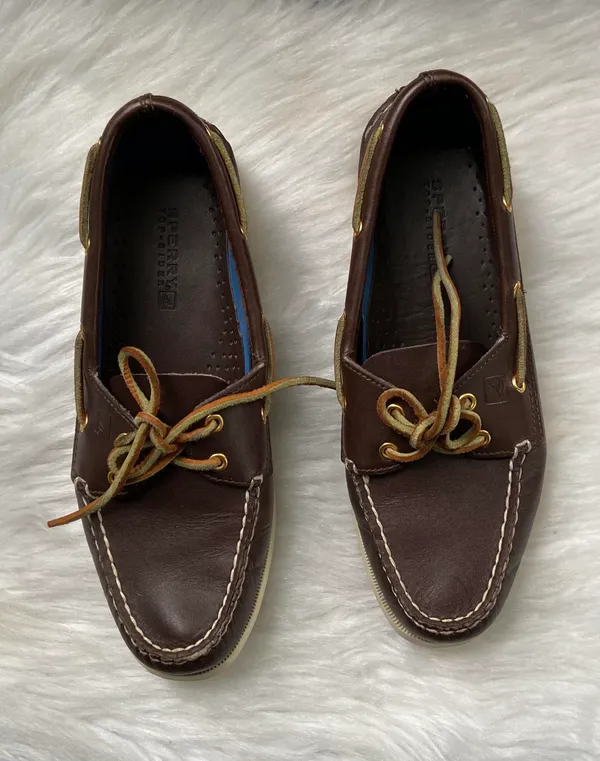 Women's s Boat Shoes - Image 8