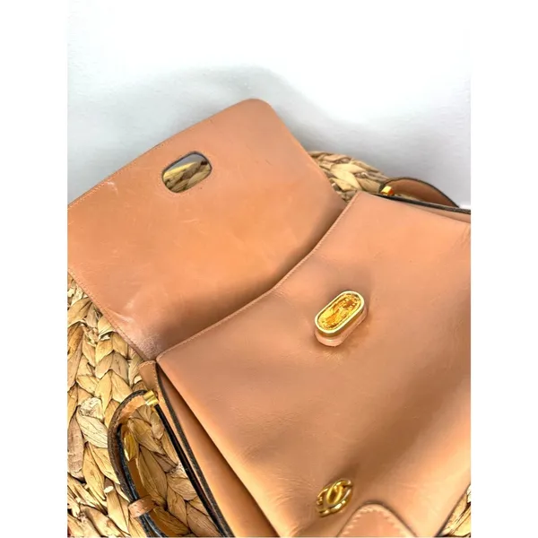 Vintage Gucci Purse GG camel box calf leather shoulder bag gold-tone hardware - Image 6