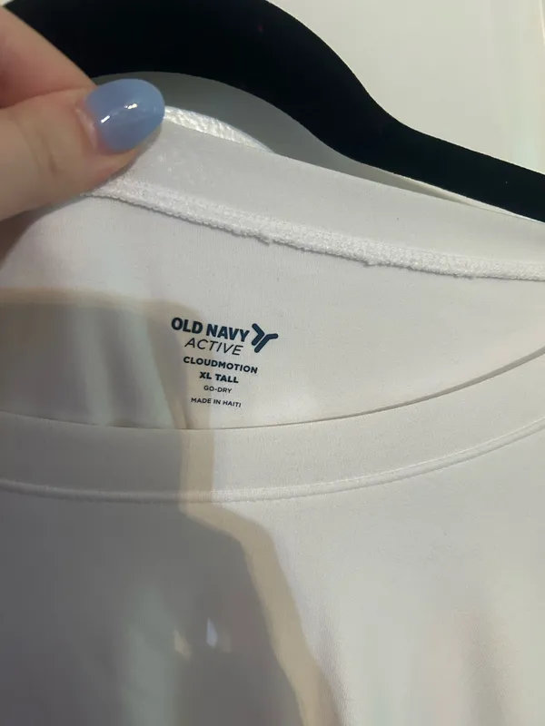 Old Navy Active Bubble Top - Image 4