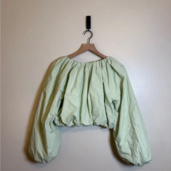 English Factory CROPPED BLOUSON LONG SLEEVE TOP in Pistachio‎ - Image 5