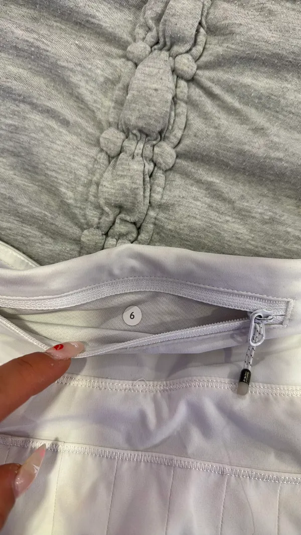 Lululemon Skirt - Image 4
