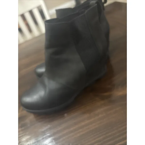 Sorel Womens Black Leather Slip On Wedge Booties Joan Of Arctic Size 8.5 - Image 2