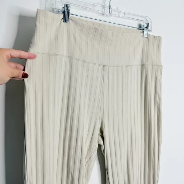 OFFLINE By Aerie OG‎ Groove Flare Legging Soft Oat Ivory XXL Strechy Pull On - Image 4