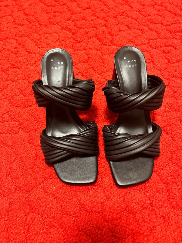 A New Day Heels - Image 2