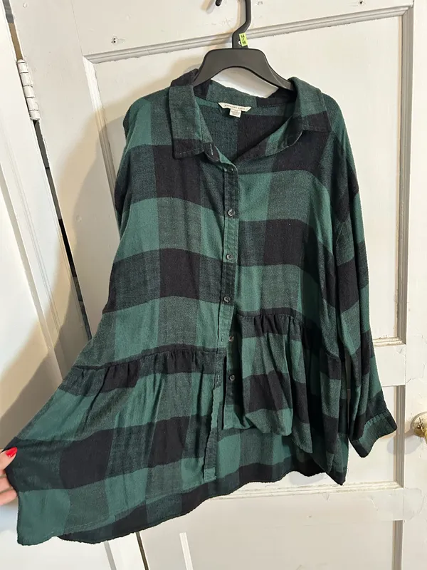 American Eagle Green Plaid Flannel Oversized - Image 2