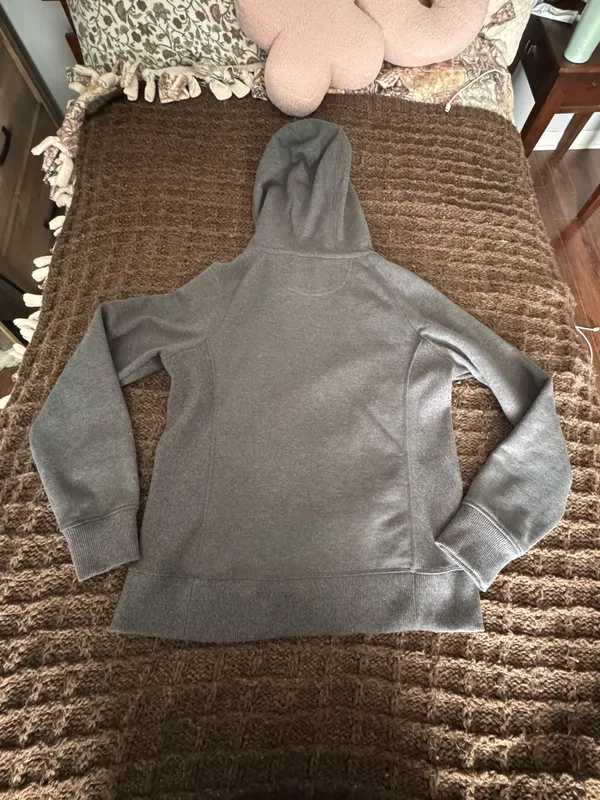 Carhartt Hoodie - Image 3