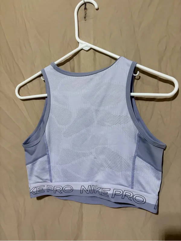 Nike tank top - Image 2