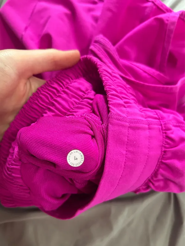 Lululemon Hotty Hot Shorts - Image 7