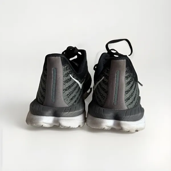 HOKA One One Mach 5 Women's Size 9.5 Black White Running Shoes 1127894 - Image 6