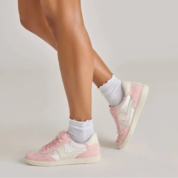 NEW Altar’d State Notice Sneakers By Byrdie Golf x Dolce Vita Size 8.5 NWT - Image 3
