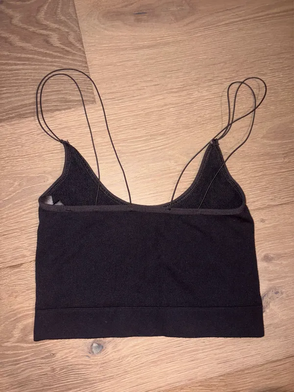 Brand new Urban Outfitters Black Spaghetti Seamless Strappy tank Top small - Image 3