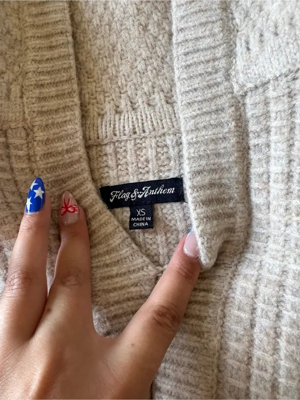 Flag and anthem sweater Size XS - Image 4