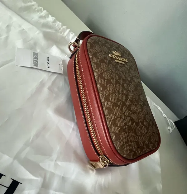 Coach Phone Crossbody Bag - Image 4