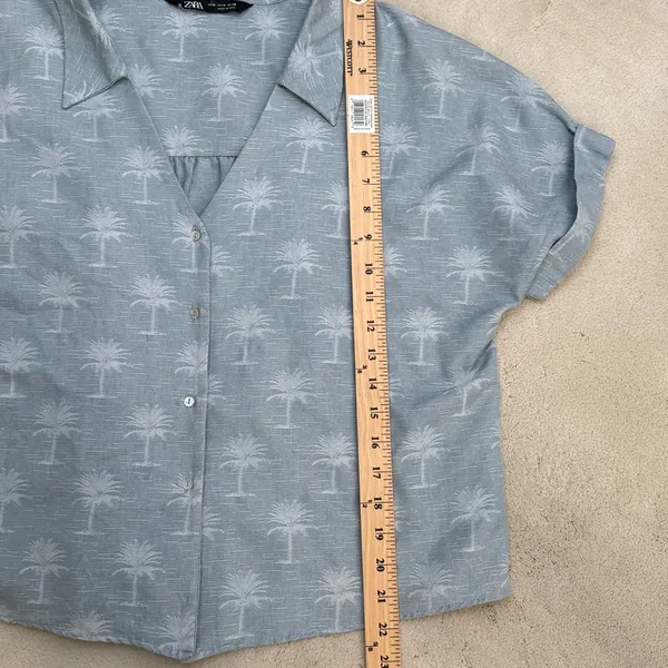 Zara Blue Palm Tree Print Button Down Short Sleeve Collared Blouse Shirt Top M - Image 9
