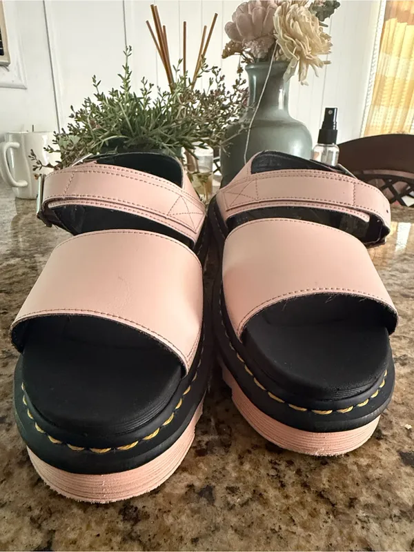 Dr Martens Voss Strappy Chunky Platform Sandals in Pale Pink - Image 3