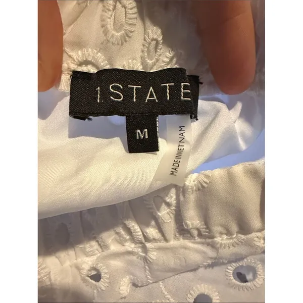 1.State NWT White Eyelet Puff Sleeve Square Neck Crop Delicate Blouse Top SZ M - Image 3