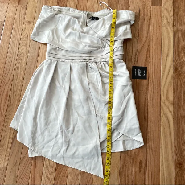 Lulus Off Shoulder Cream Mini Dress Womens Large Bridal Shower Romantic - Image 6