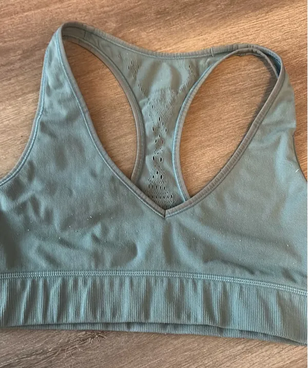 Lululemon Digital Rain Bra size 10 - Image 3