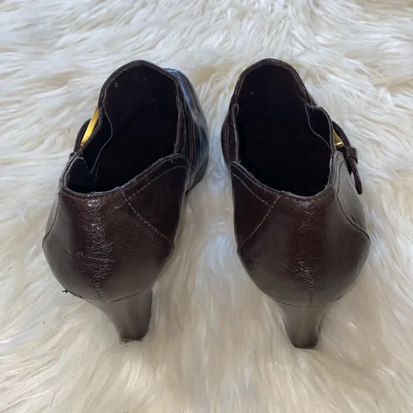 Franco Sarto Brown Heels - Image 4