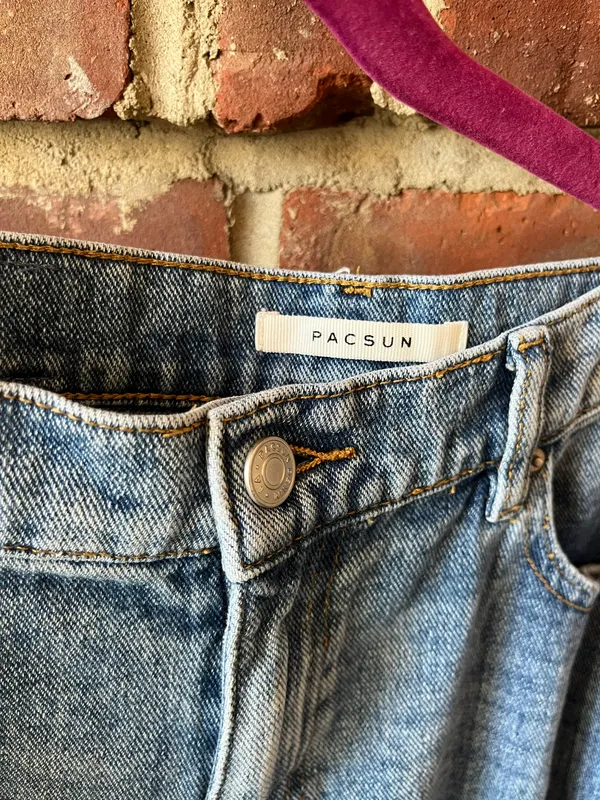 PacSun Light Blue Ripped Baggy Jeans in Medium Indigo - Image 4
