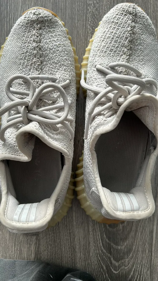 Yeezy Boost Sesame - Image 3